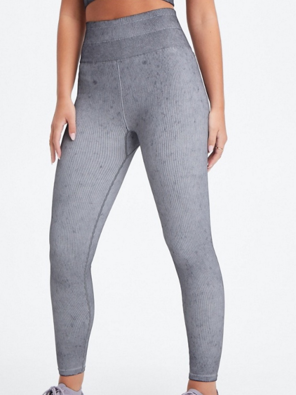 NWT Fabletics ultra high waisted seamless 7/8 leggings size M